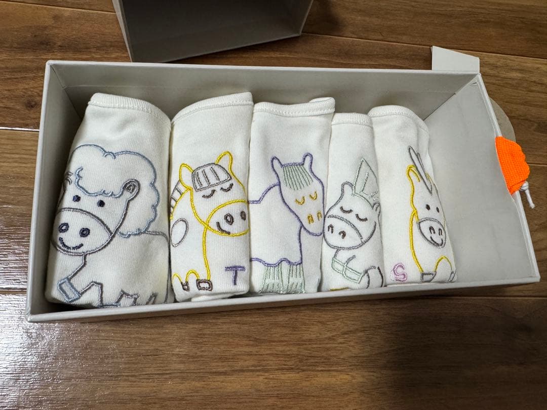 ステラマッカートニー　ベビー用スタイ 5枚セット 馬デザイン新品未使用