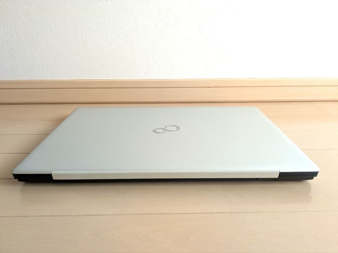 【17インチ大画面10世代】ノートPC 富士通 LIFEBOOK NH90/E2