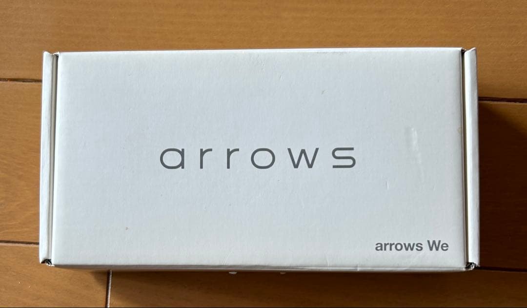 新品　arrows We (FCG01) ホワイト 本体