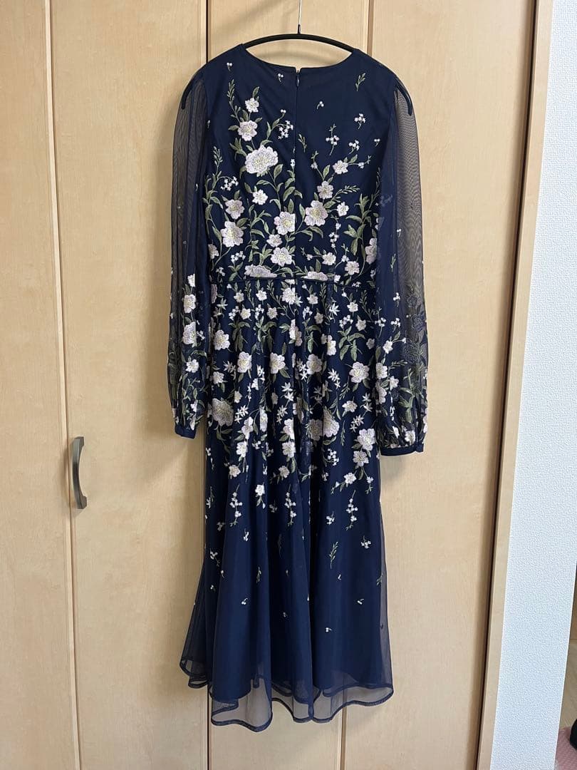 【Hobbs London】LOIS 刺繍ミディドレス