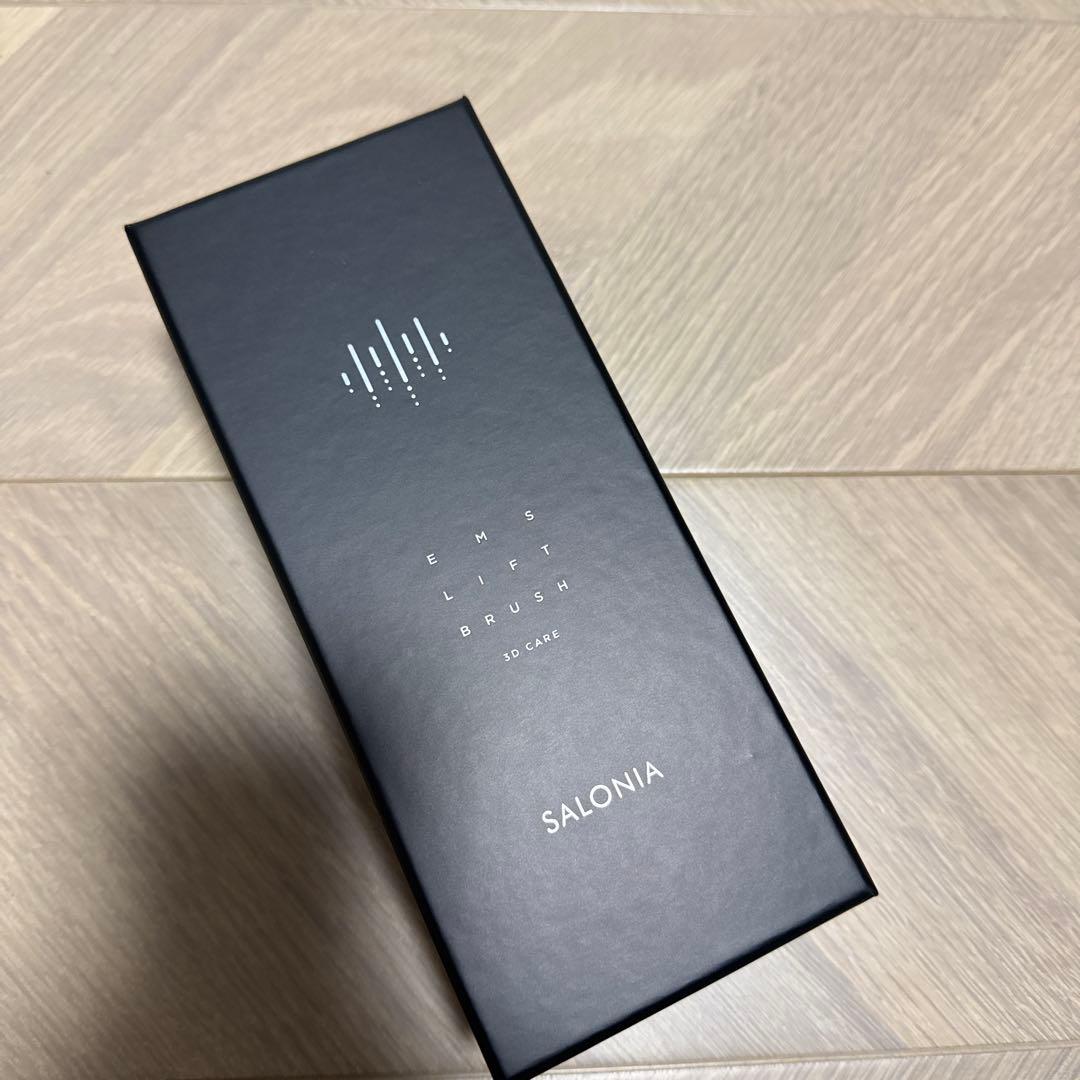 新品　サロニア EMSリフトブラシ 3Dケア