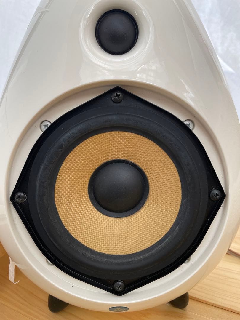 Scandyna スキャンダイナ の The drop