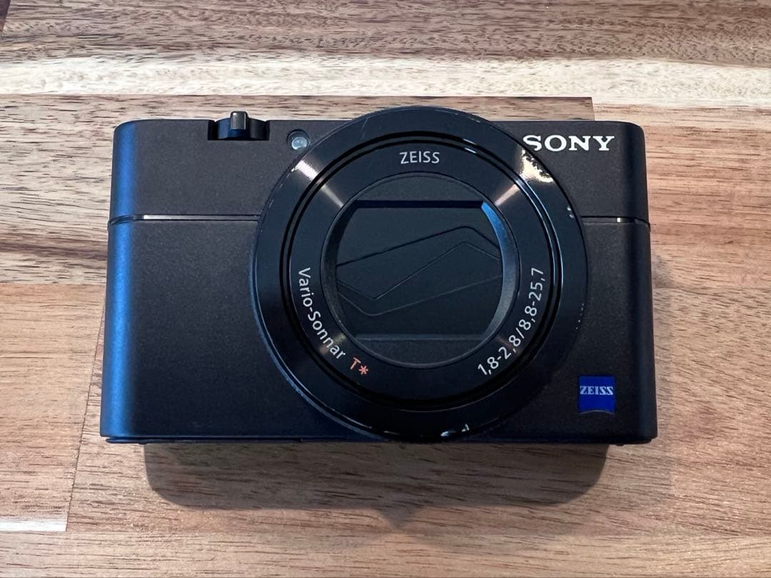 【完動品】SONY コンデジ RX100M5