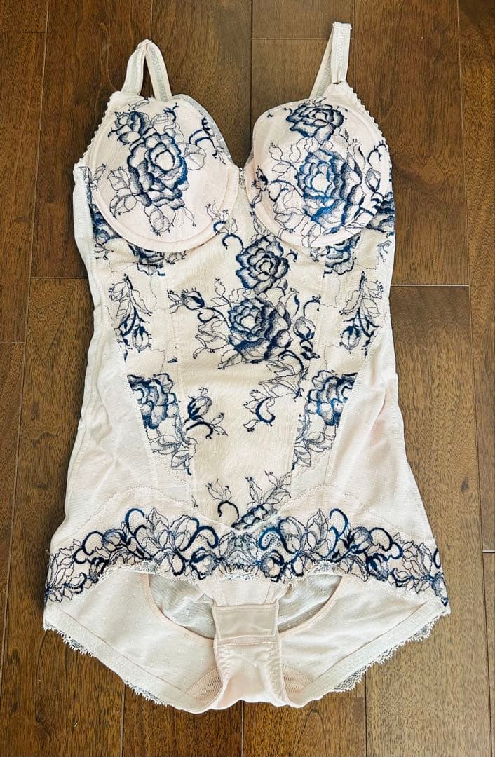 あおいMARUKO ボディースーツ ショートガードル