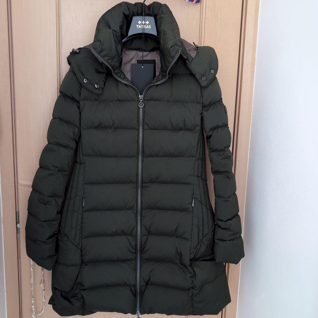 美品　タトラス　TATRAS　ダウン　カーキ