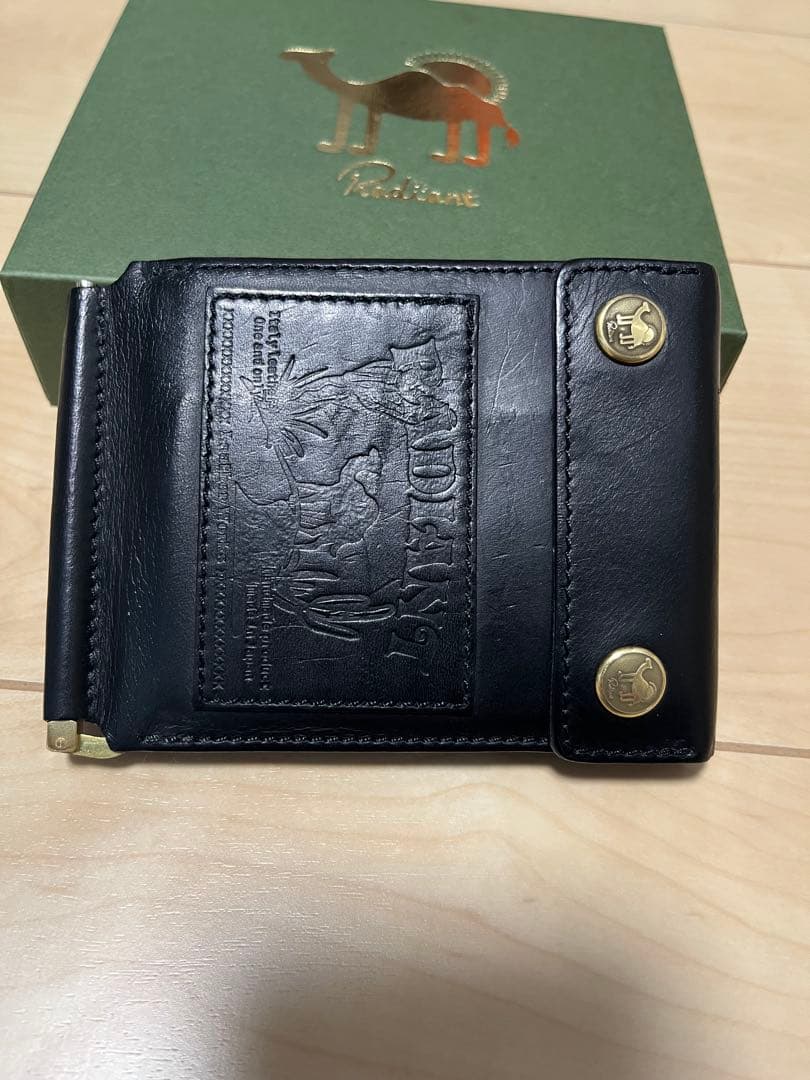 RADIANT（ラディアント）　マネークリップ