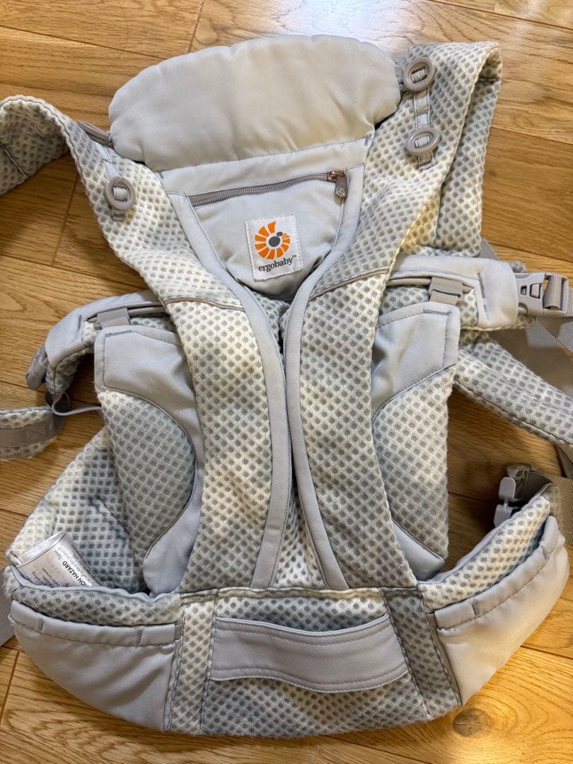 Ergobaby OMNI Breeze 抱っこ紐　エルゴ