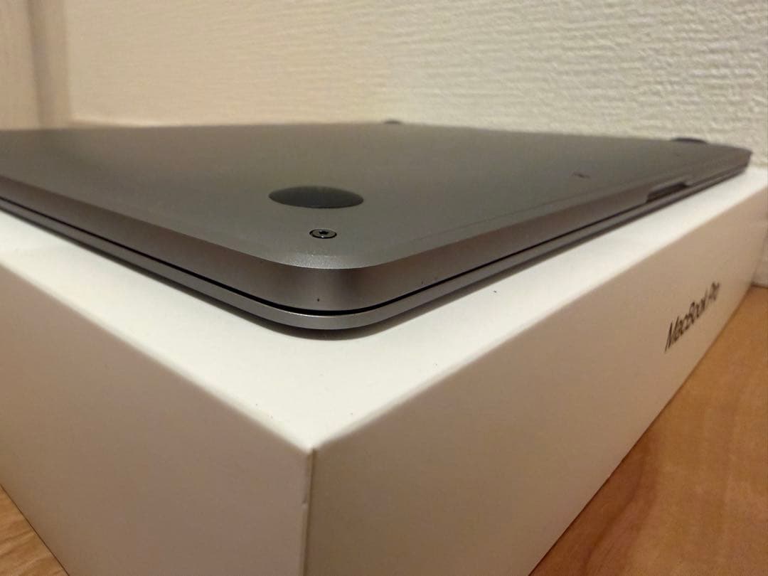 【極美品】Apple MacBook Pro 13-inch MUHP2J/A