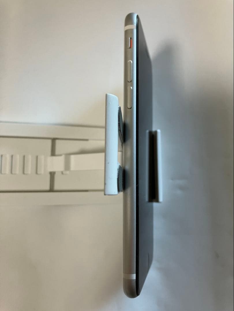 (値下げ) Apple iPhone SE第2世代　ホワイト