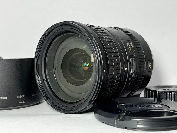 ★極上 ニコンAF-S DX NIKKOR 18-200mm F3.5-5.6