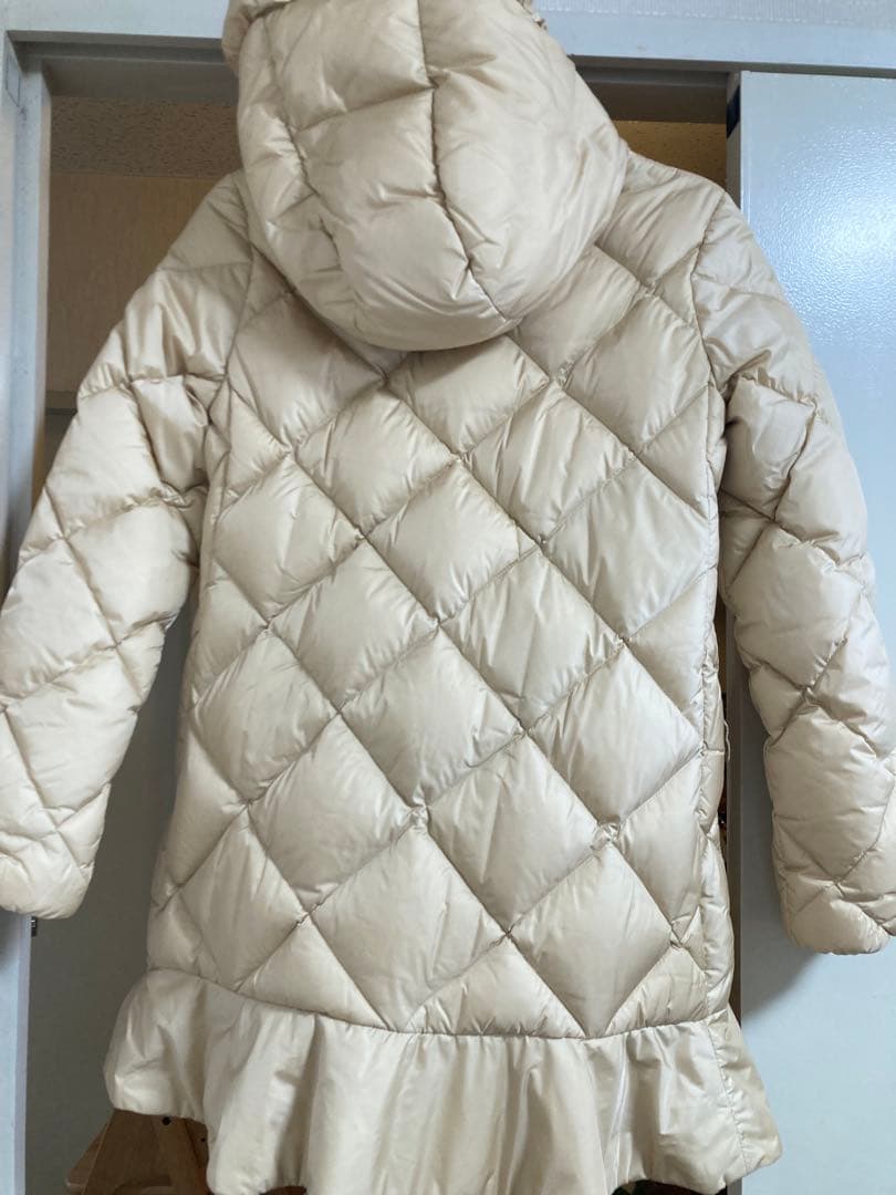 MONCLER ベージュ キルティングダウンコート