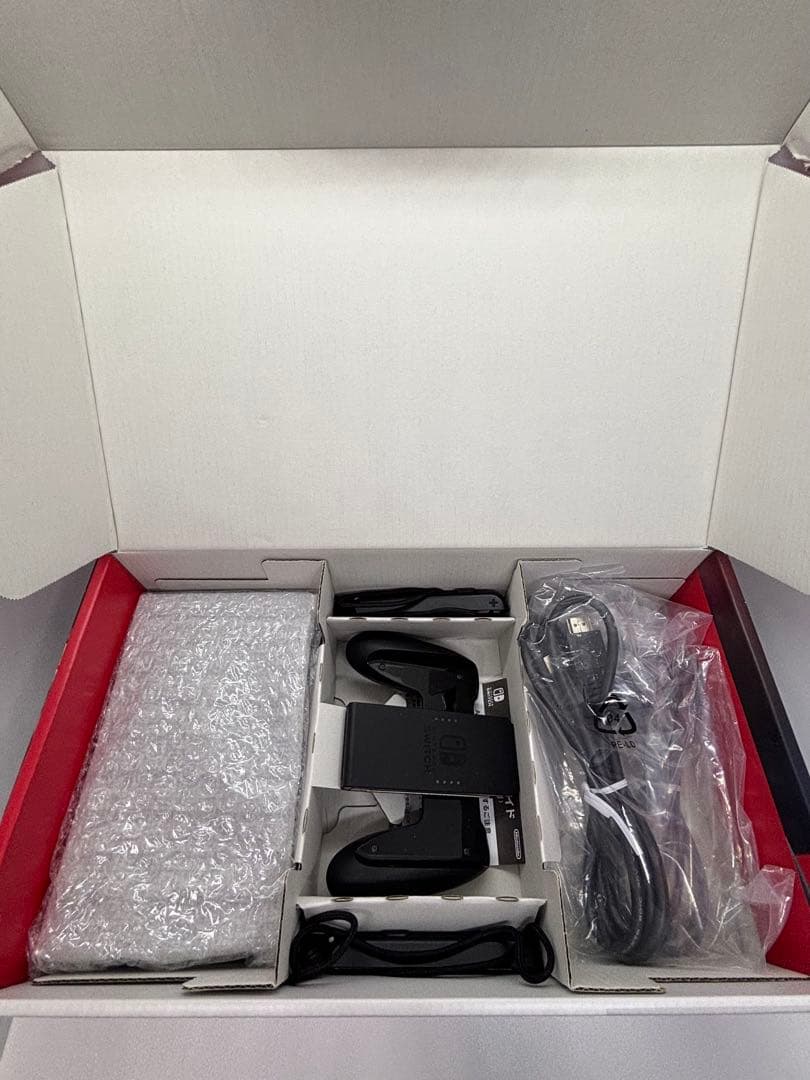 Nintendo switch バッテリー強化モデル　本体　付属品完備