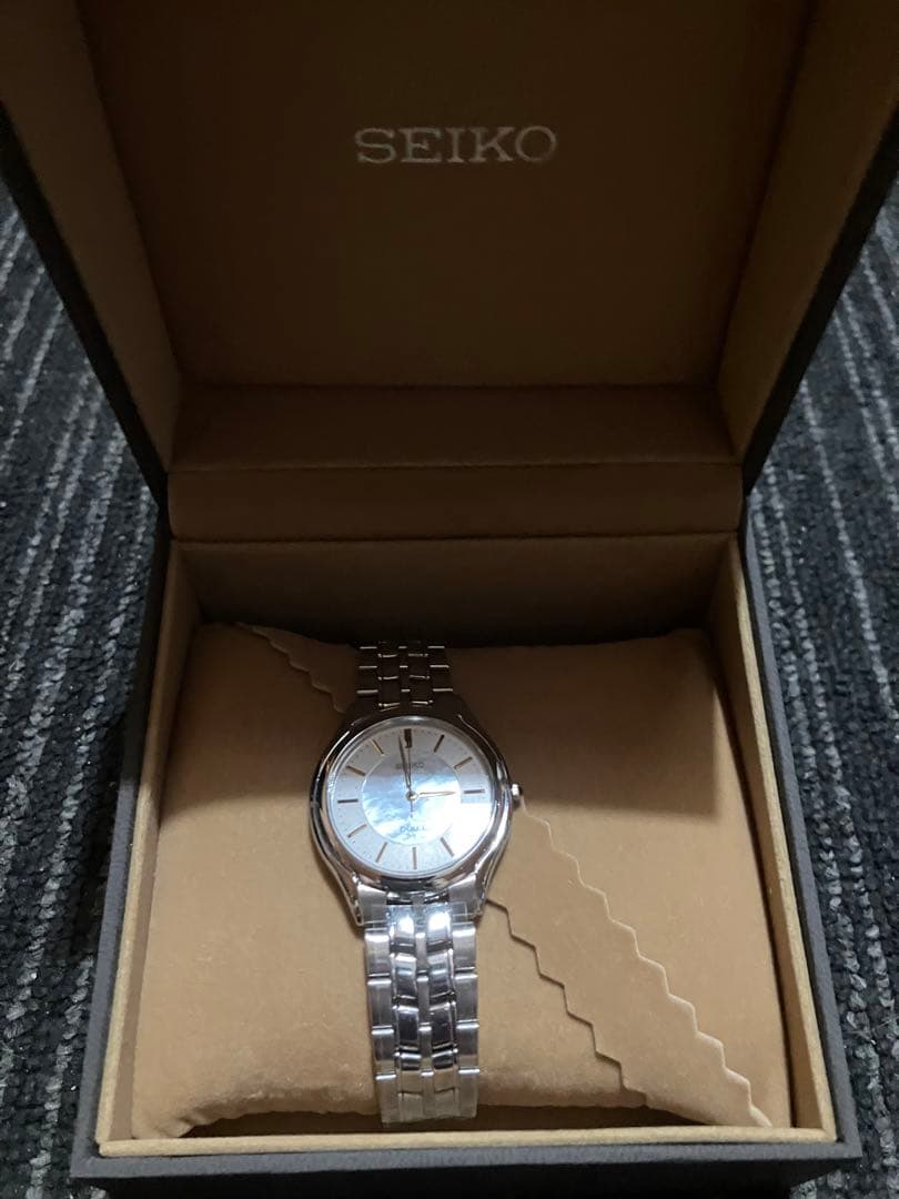 SEIKOドルチェ　SACL009腕時計