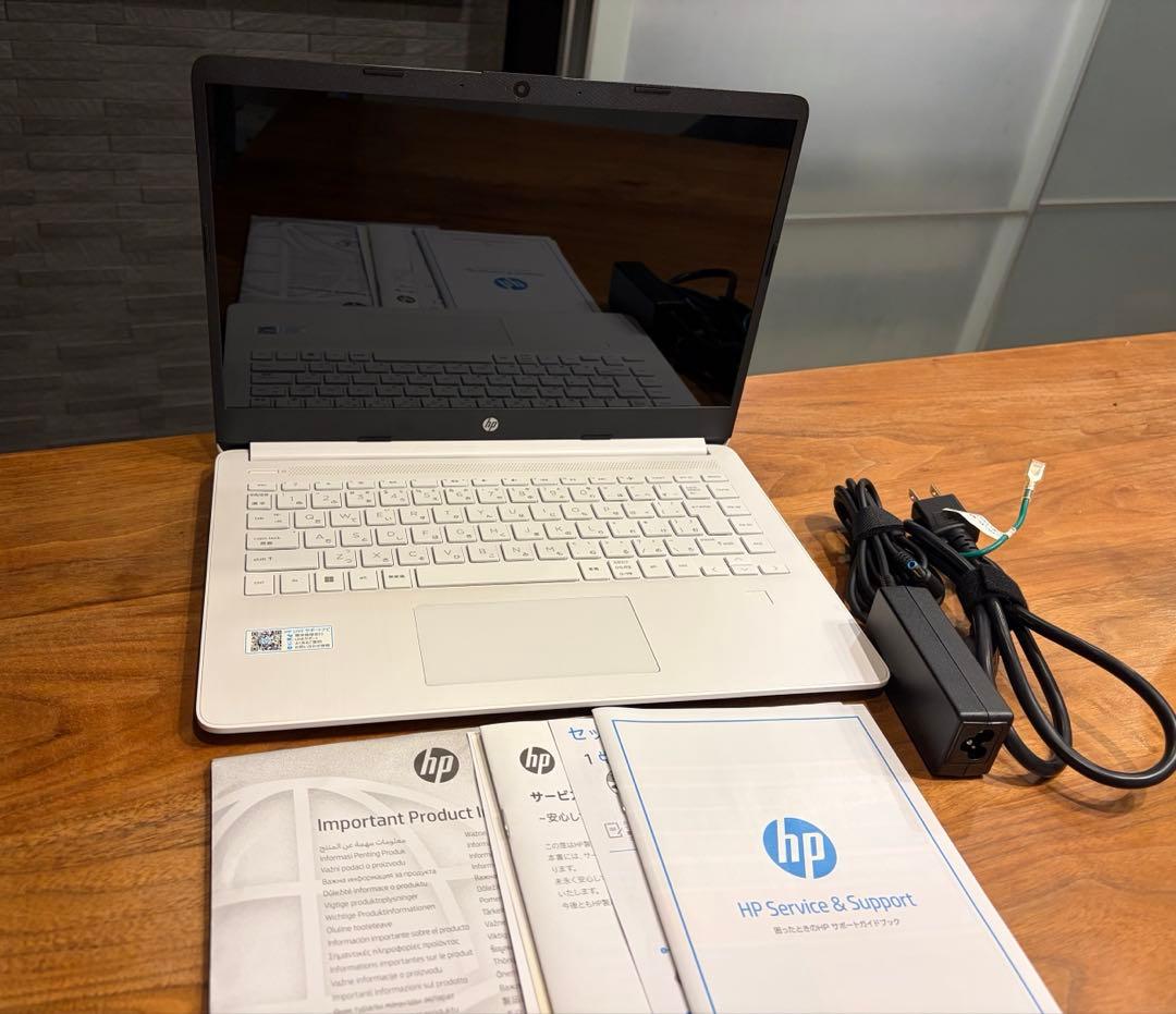 HP 14s-fq0521au 【Windows11対応 ノートPC】 美品