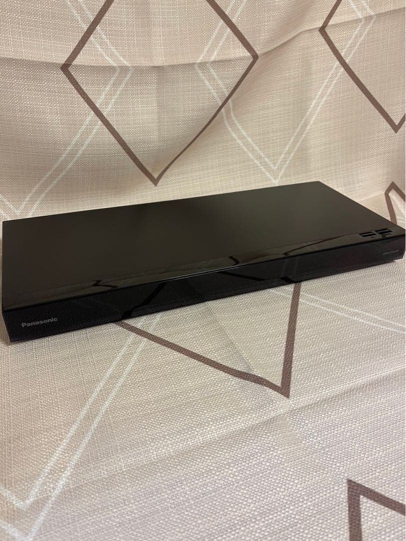 ブルーレイレコーダー DIGA DMR-2CW100 21年製　リモコン無