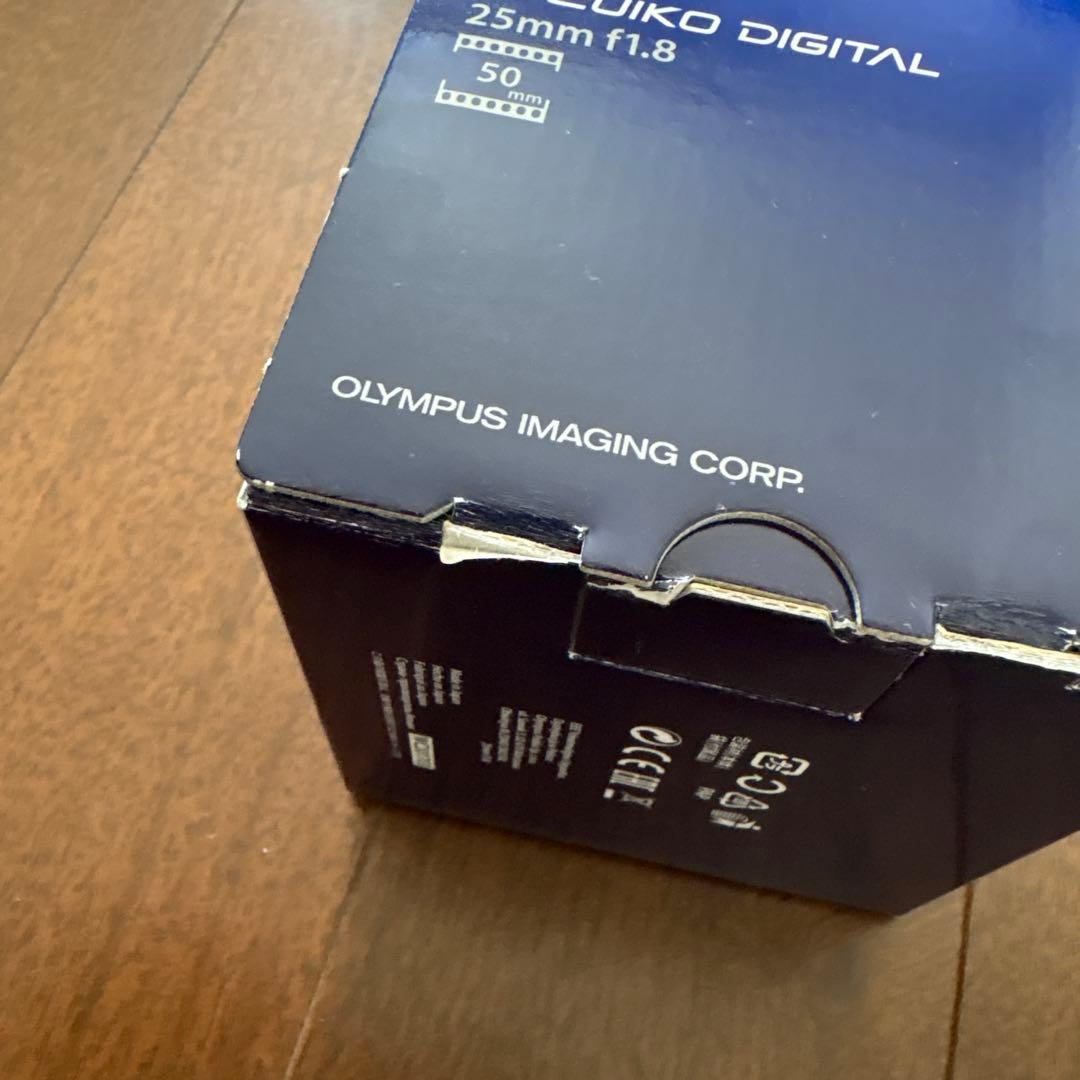 OLYMPUS M.ZUIKO DIGITAL 25mm f1.8　シルバー
