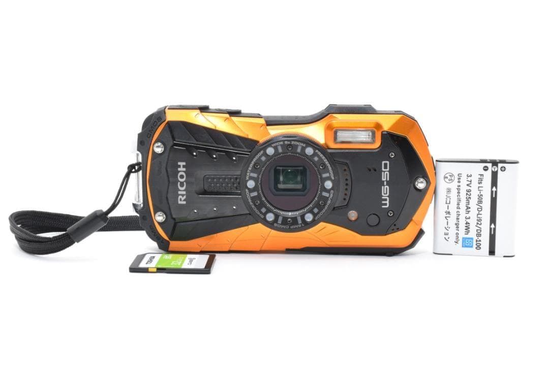 ショット数少 RICOH WG-50 防水 オレンジ デジタルカメラ