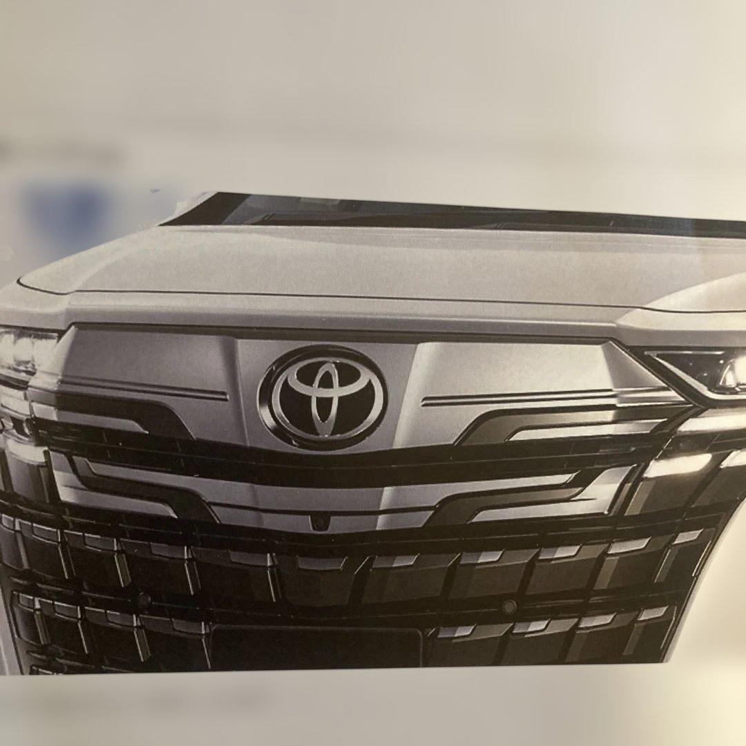 トヨタアルファード40フロントグリル クローム仕上げ
