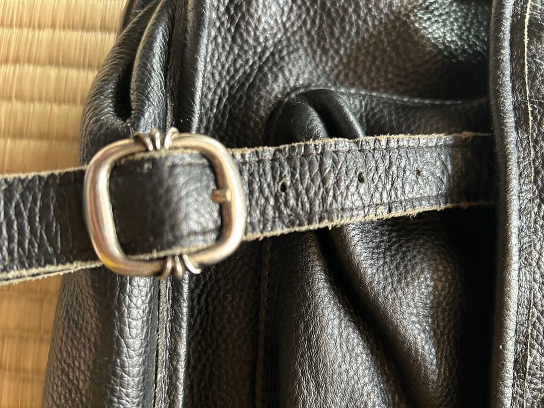 Genuine Leather ブラック メッセンジャーバッグ