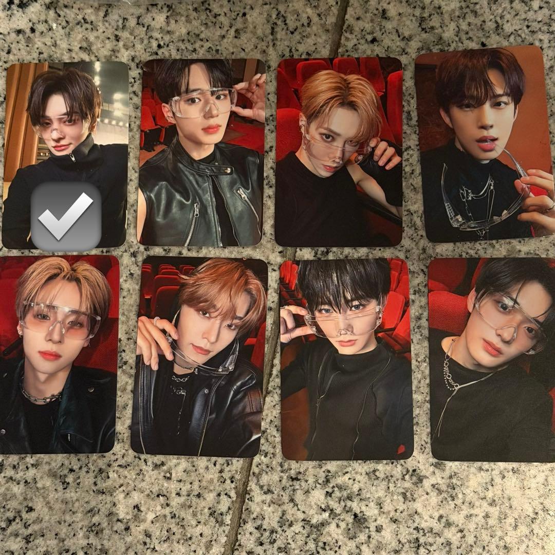 ALD1 イリオ　デビューショーケース　トレカ