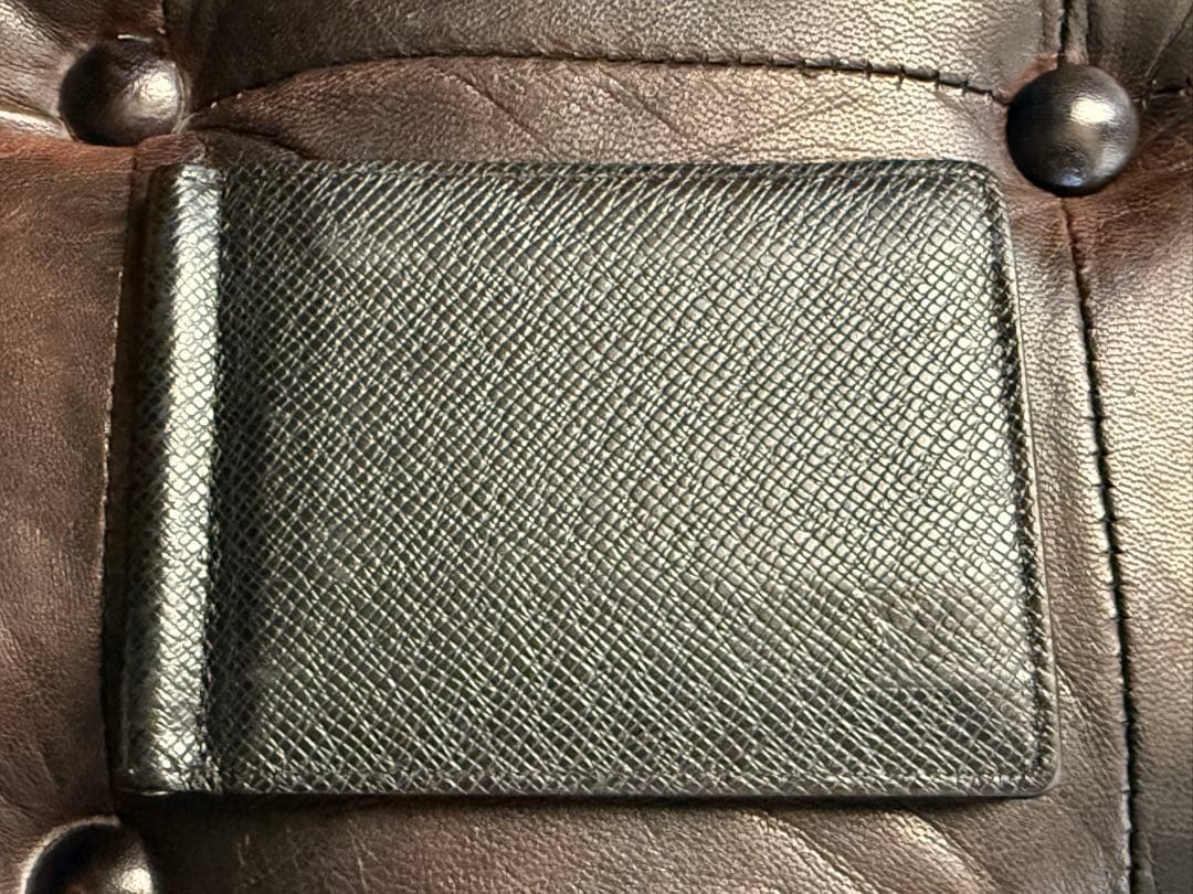 LOUIS VUITTON マネークリップ タイガ ブラック ICチップ