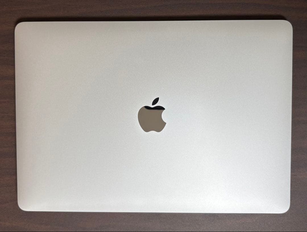 Apple MacBook Air M1（2020）16GB 256GBシルバー