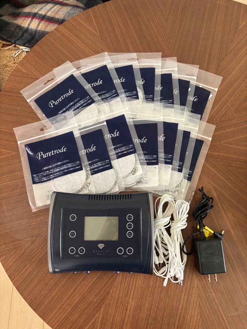 Puretrode REALIZE Beauty 痩身エステ器