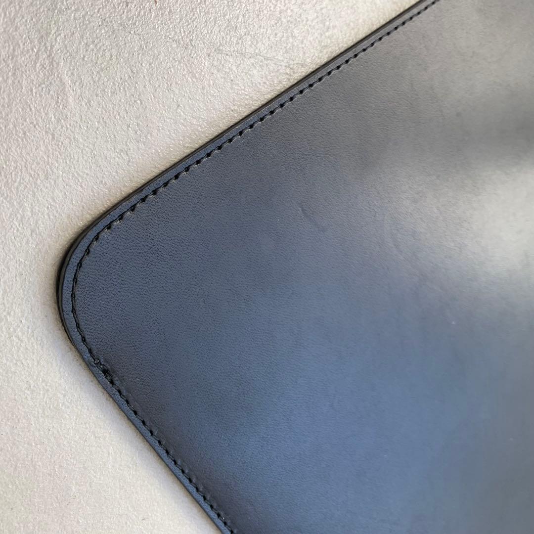 【極美品】drip/レザー MacBook Case 14インチ ケース