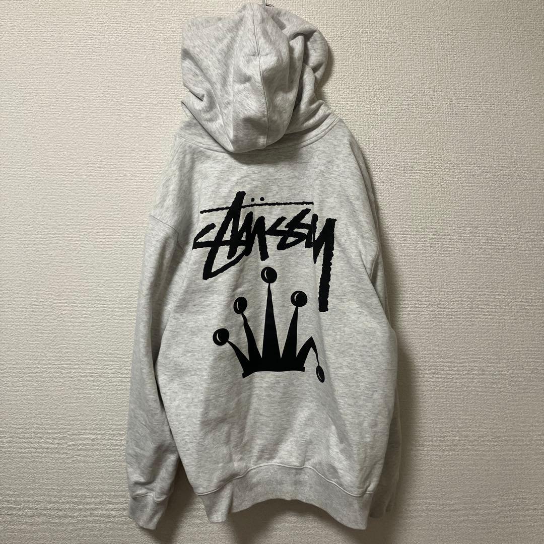 美品　ステューシー　Stussy グレー パーカー 折れ王冠ロゴ