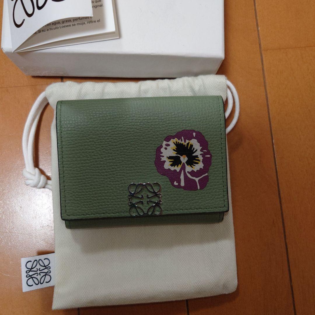 LOEWE アナグラム花柄プリント ケース