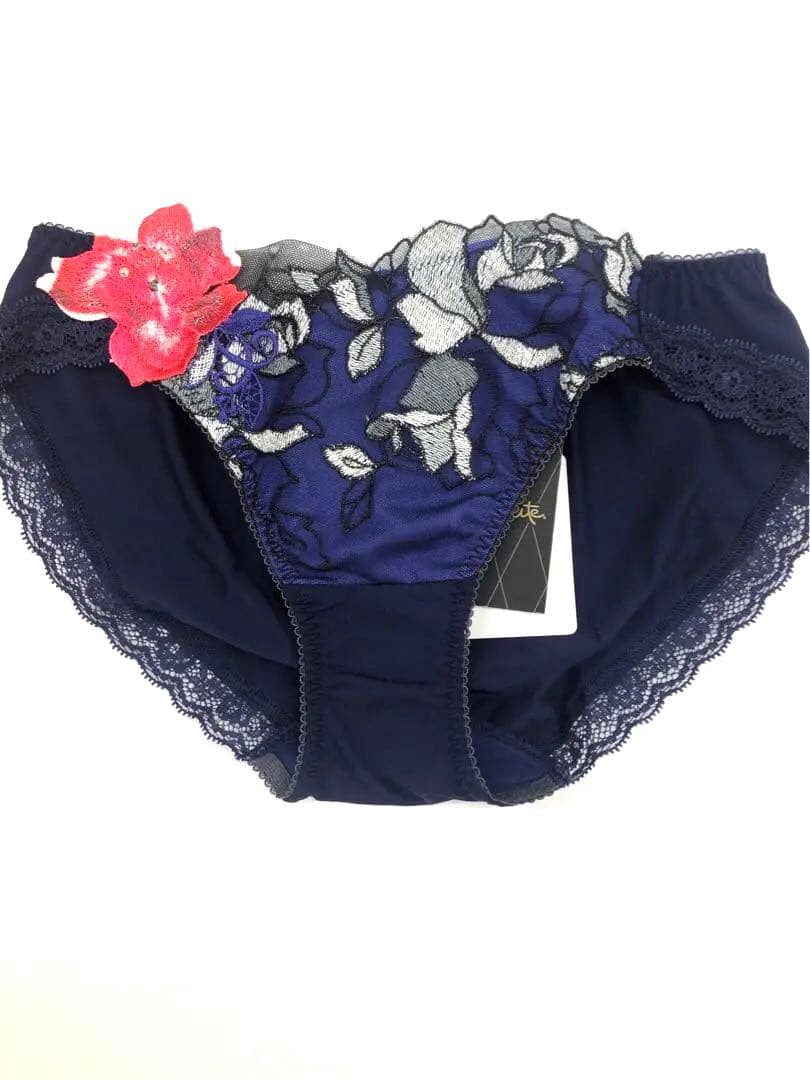 己葉さん専用　サルート56G ブラジャーショーツセット D80 ネイビー3点