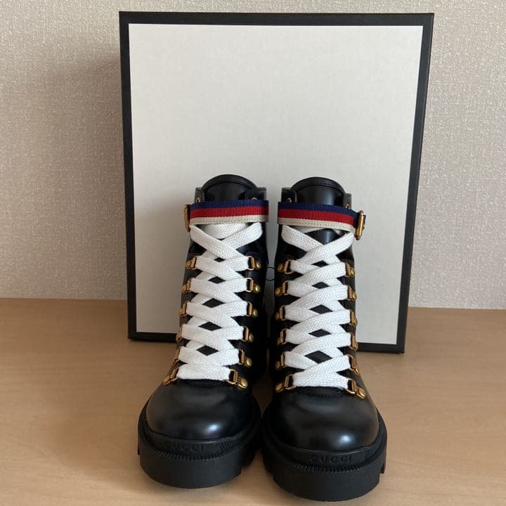 GUCCI グッチ　アンクルブーツ　レザー　シルヴィウェブ