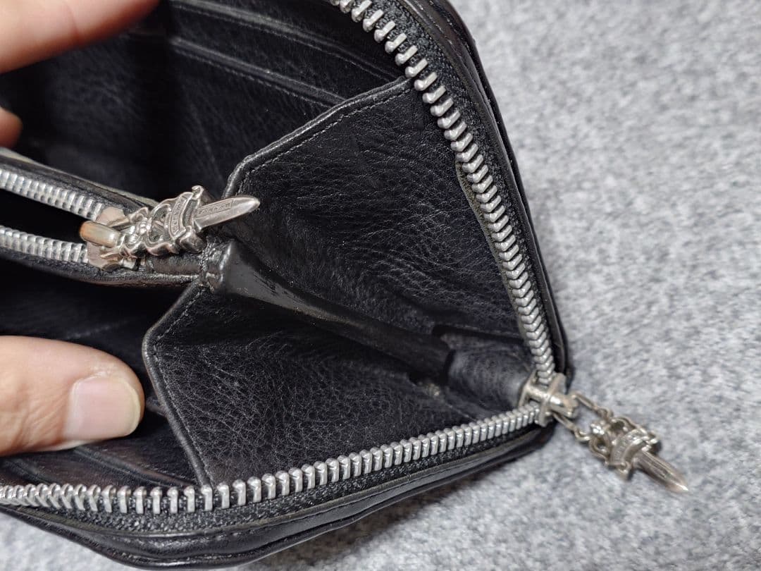 クロムハーツ セメタリー クロスパッチ ダガー ラウンド長財布 インボイス原本