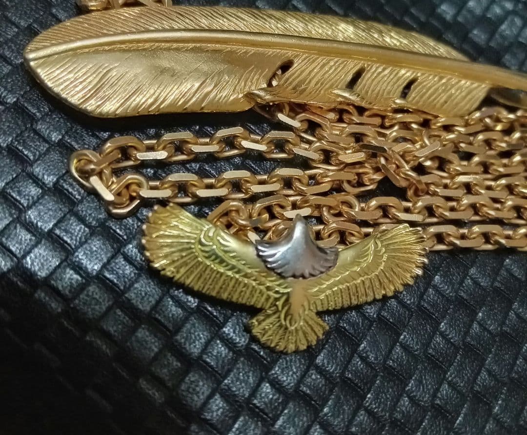 ウイングロック　全金プラチナヘッドイーグル3S　k18　ネックレス