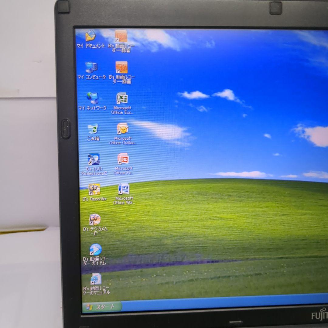 富士通　FUTRO　MA552 windowsXPノートパソコン