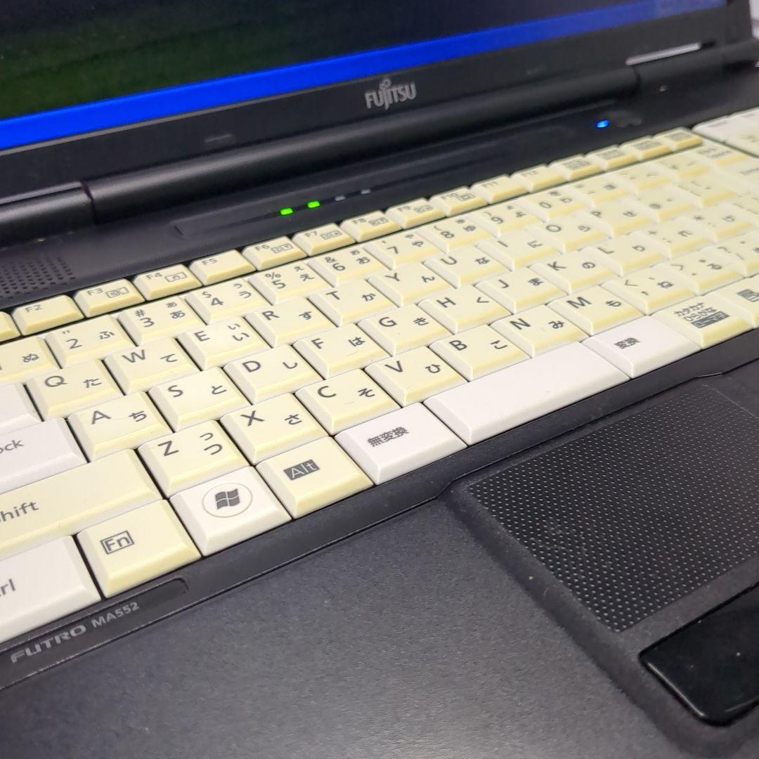 富士通　FUTRO　MA552 windowsXPノートパソコン