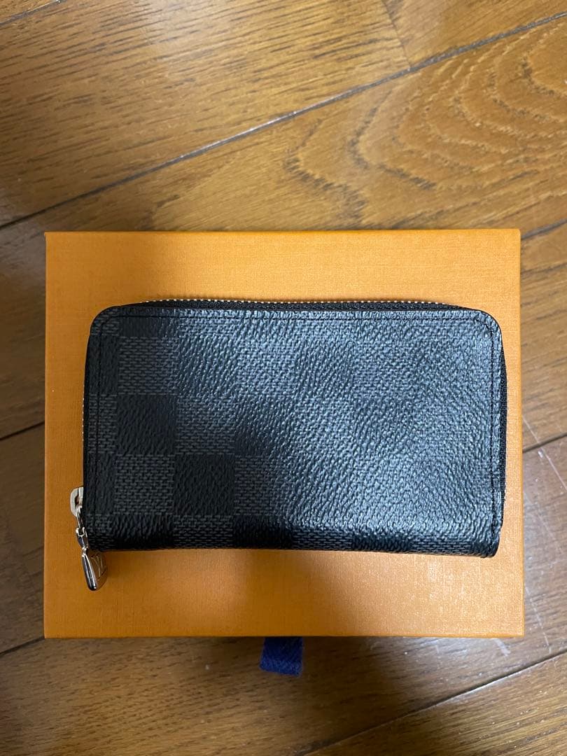 louis vuitton ケース　コンパクト財布
