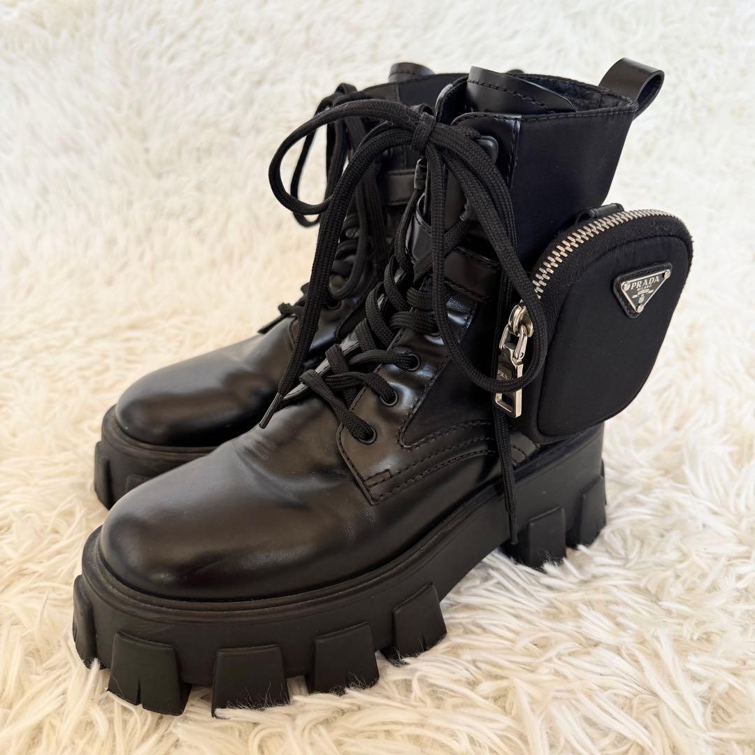 美品　プラダ　モノリス　ブーツ　三角ロゴ　ナイロンポーチ　22.5cm　ブラック