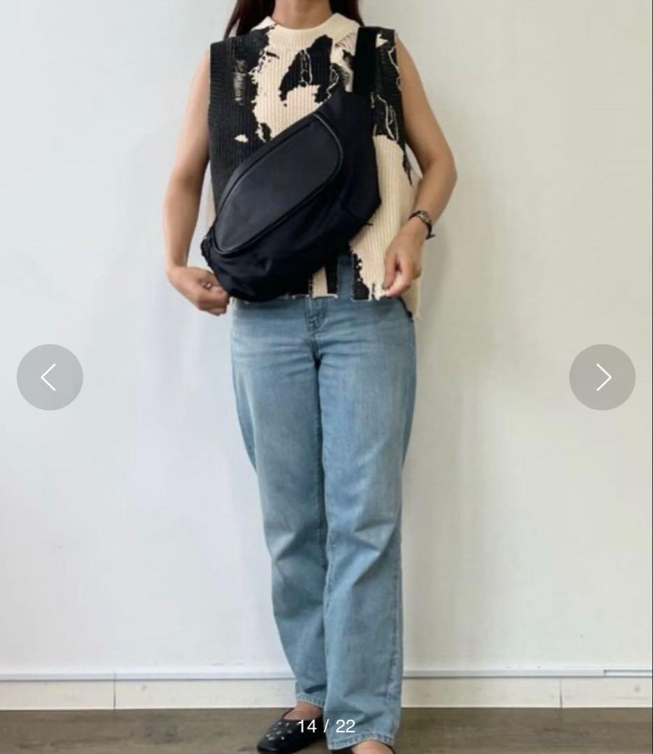 レザーフラップジップショルダーバッグ/ボディバッグ　ベージュ　イアパピヨネ