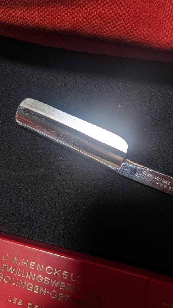 J.A. Henckels 直剃り用カミソリ ケース付きヘンケルゾーリンゲン