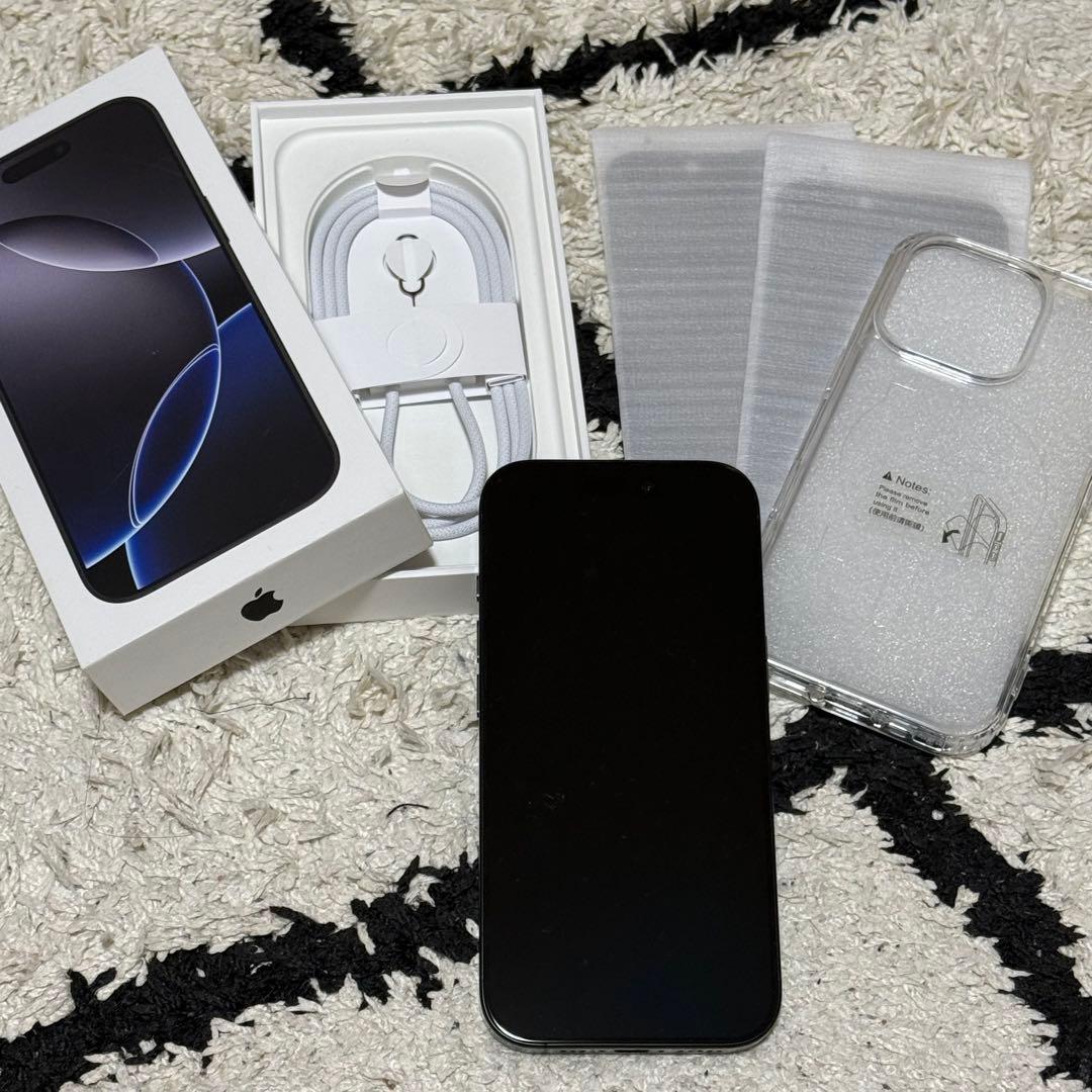 Apple iPhone 16Pro スペースブラック 本体