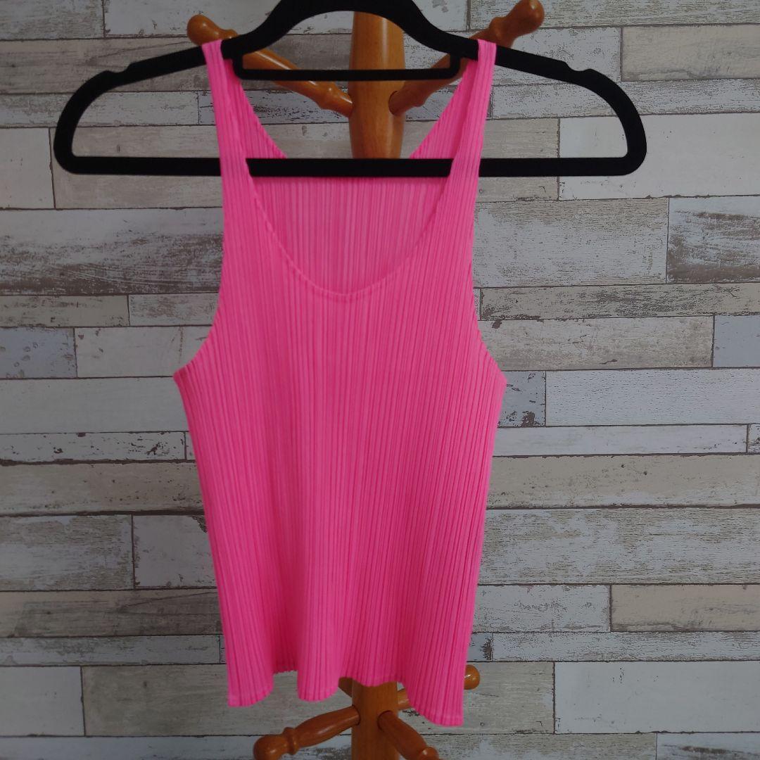 イッセイミヤケ　プリーツプリーズ　キャミソール