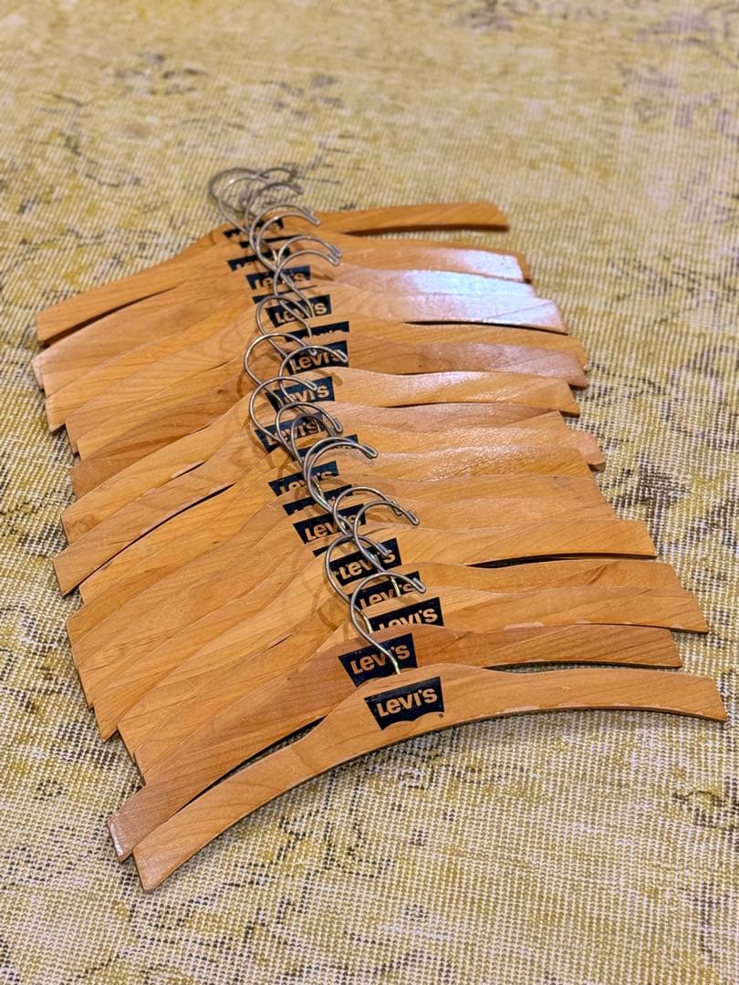 Levi's リーバイス　ハンガー　店舗備品　古着屋　非売品　20本セット　木製