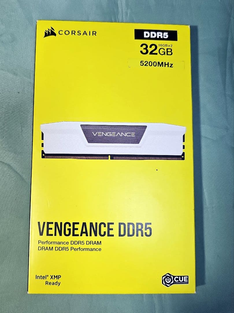 メモリー CORSAIR VENGEANCE DDR5 32GB 5200MHz
