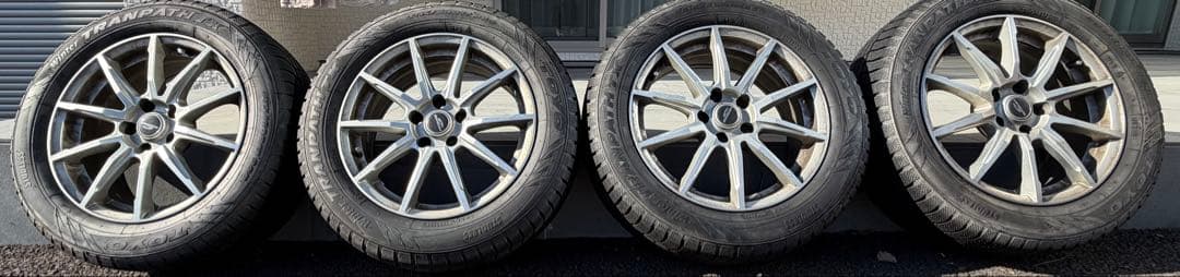 スタッドレスタイヤ　ホイールセット 4本215/60R17