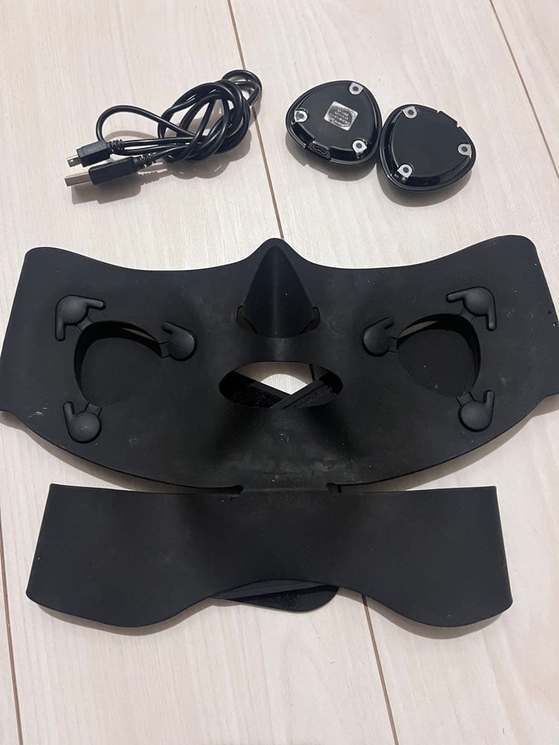 YA-MAN フェイスマスク型美顔器 SW-19A ブラック