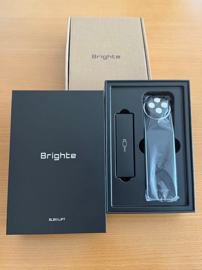 Brighte ブライト エレキリフト（美顔器）