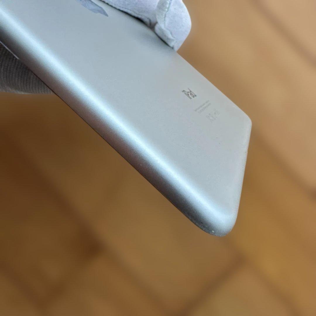 iPad mini 4 Wi-Fi シルバー 64GB 動作良好 おまけケース付