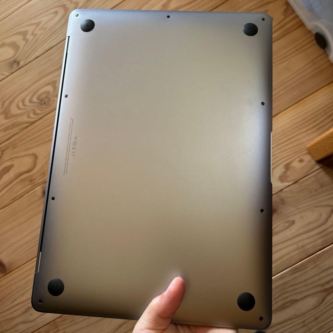 Apple MacBook Air (2020年モデル) スペースグレイ