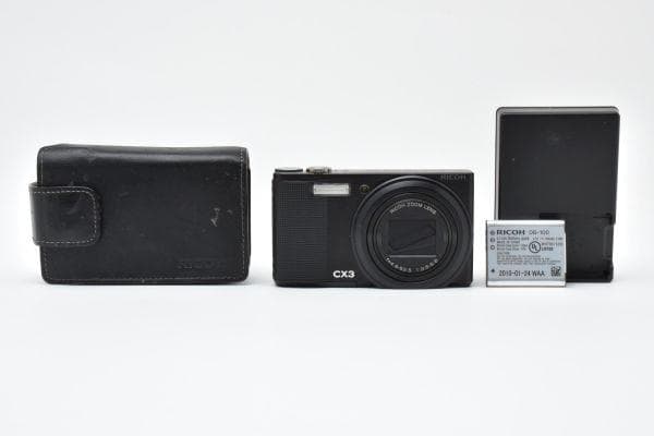 ■ 美品 ■リコー　RICOH CX3 ブラック